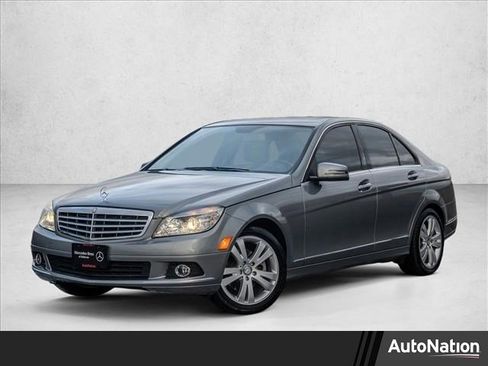 Used 2011 Mercedes-Benz C 300 4MATIC Sedan image 1