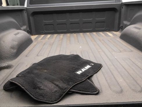 Used 2014 RAM 1500 Express AWD/4WD image 31