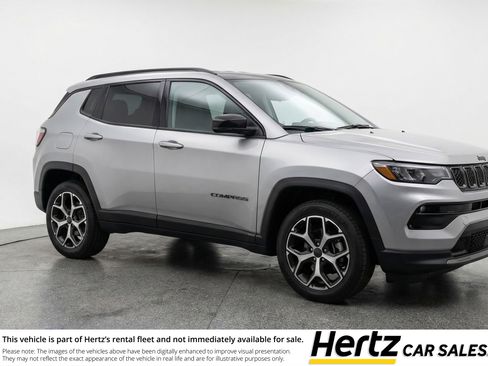 Used 2025 Jeep Compass Limited AWD/4WD image 1