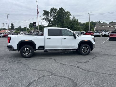 New 2026 GMC Sierra 2500 SLT w/ SLT Premium Package AWD/4WD image 16