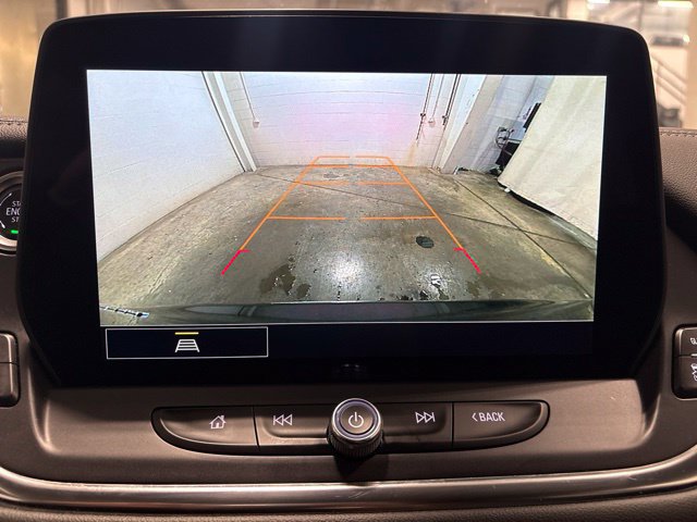 Used 2025 Chevrolet Blazer LT FWD image 19
