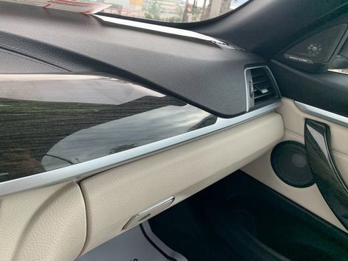 Used 2020 BMW 430i Convertible w/ Convenience Package image 23