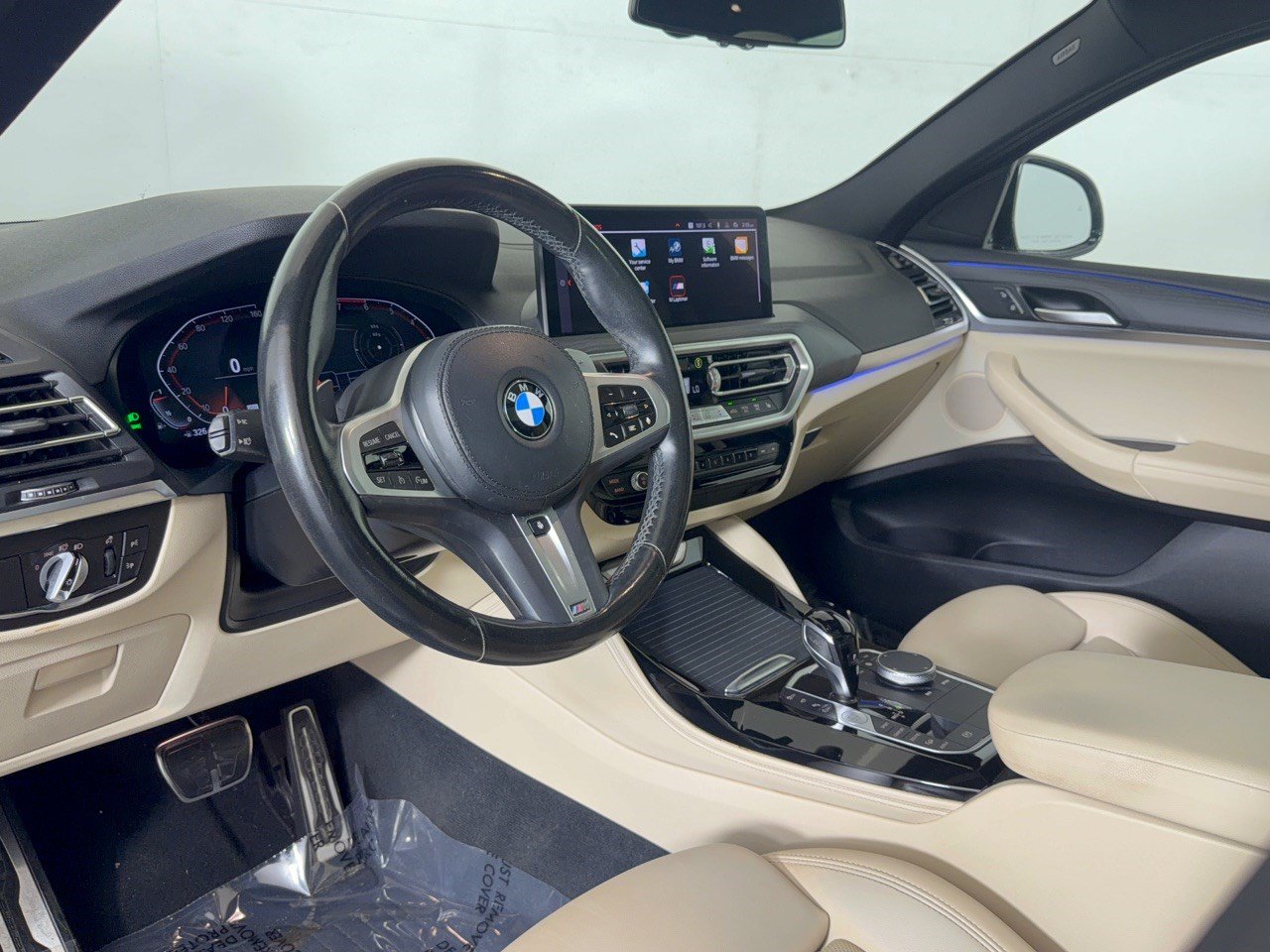 Used 2022 BMW X4 xDrive30i w/ M Sport Package 2 AWD/4WD image 4