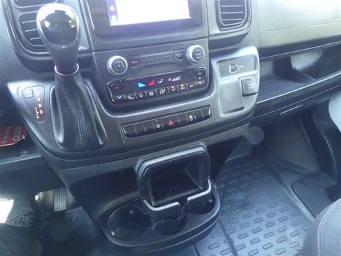Used 2025 RAM ProMaster 2500 w/ U-Haul Equipment Group FWD image 14
