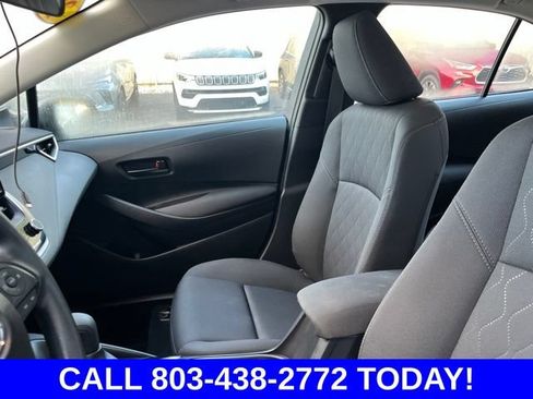 Used 2025 Toyota Corolla LE w/ Convenience Package FWD image 10