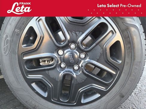 Used 2018 Jeep Renegade Sport w/ Power & Air Group image 23