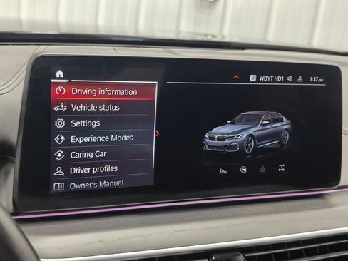 Used 2022 BMW M550i xDrive AWD/4WD image 51