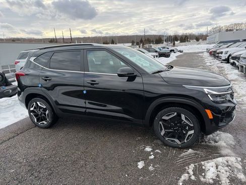 New 2026 Kia Seltos SX w/ SX Sunroof Package AWD/4WD image 2