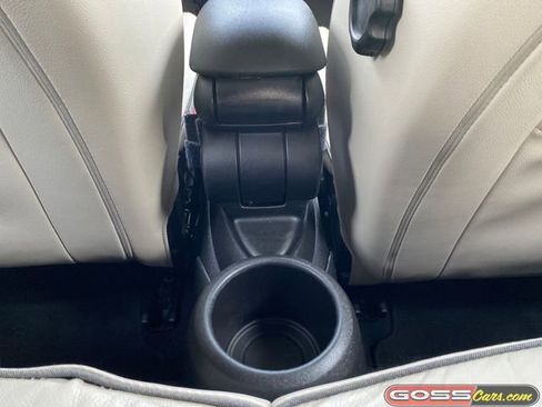 Used 2019 MINI Cooper Convertible w/ Signature Upholstery Package image 21