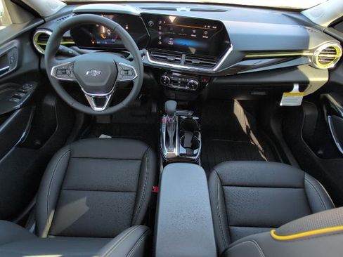 New 2026 Chevrolet Trax ACTIV w/ Sunroof Package image 5