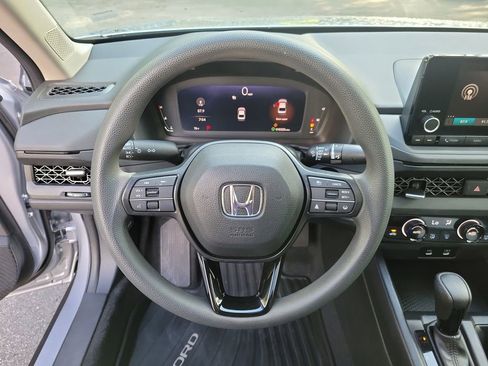 Certified 2023 Honda Accord EX image 24