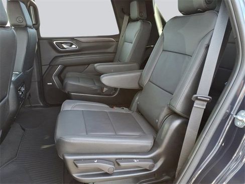 Certified 2024 Chevrolet Tahoe Z71 w/ Luxury Package image 20