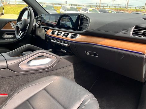 Used 2023 Mercedes-Benz GLE 350 4MATIC w/ Premium Package image 25