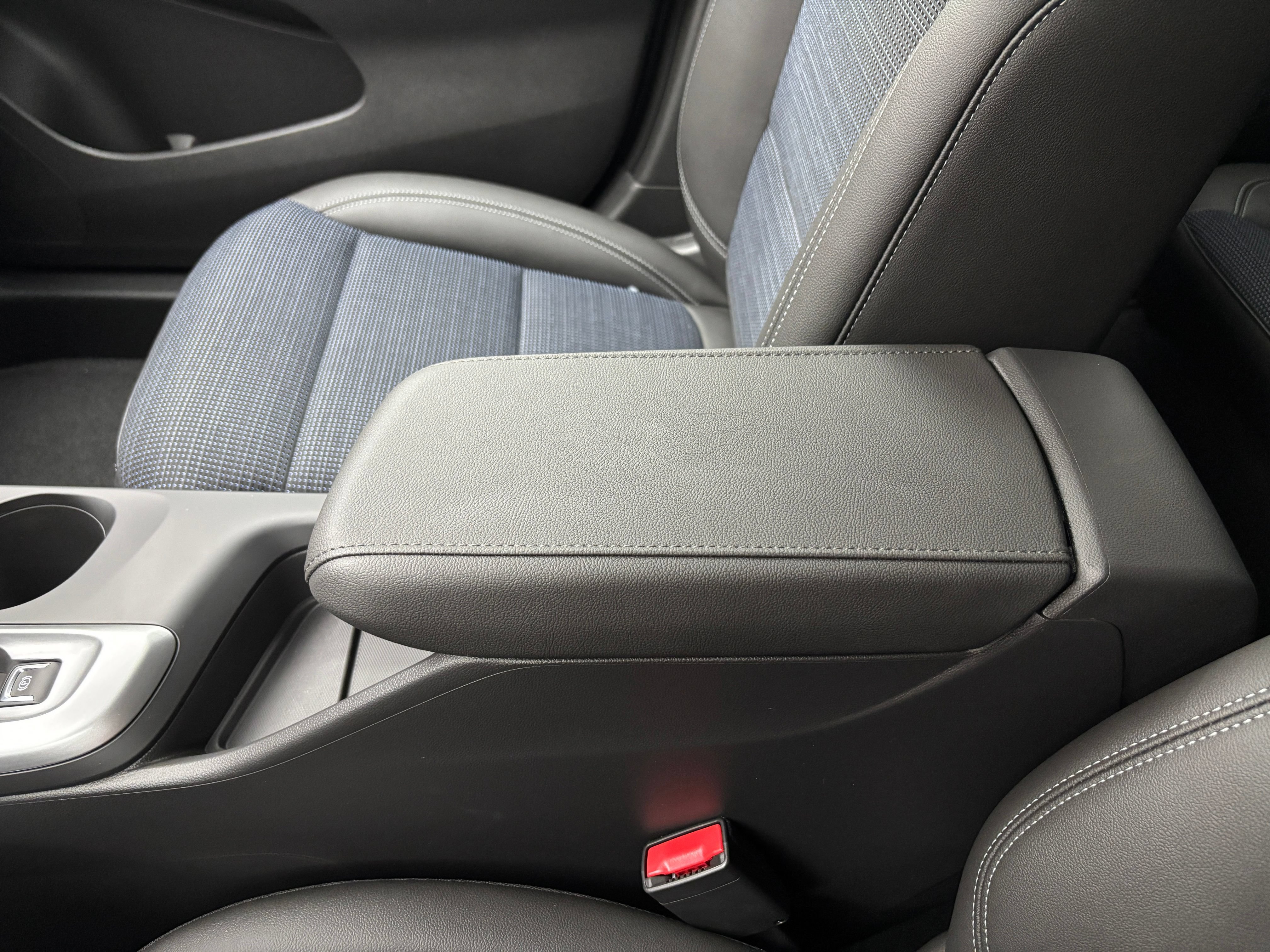New 2026 Buick Envista Sport Touring w/ Convenience I Package FWD image 28