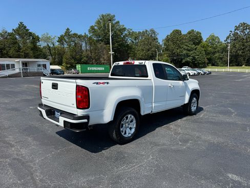 Used 2022 Chevrolet Colorado LT w/ Fleet Safety Package image 6