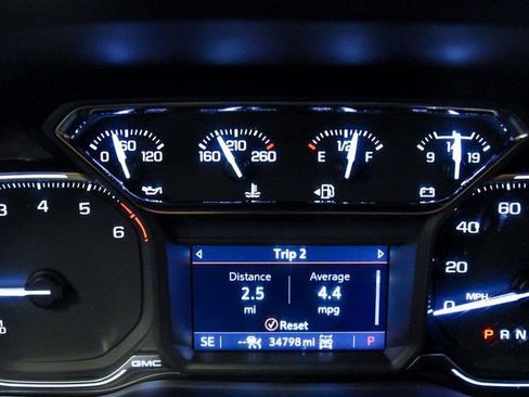 Used 2022 GMC Sierra 1500 AT4 w/ AT4 Premium Package AWD/4WD image 31