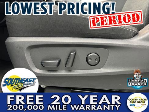 Used 2025 Nissan Pathfinder SV image 10