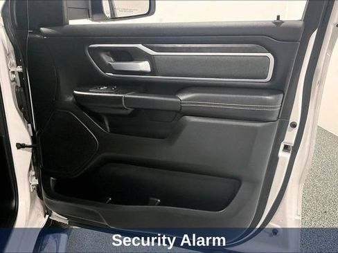 Used 2022 RAM 1500 Big Horn AWD/4WD image 38