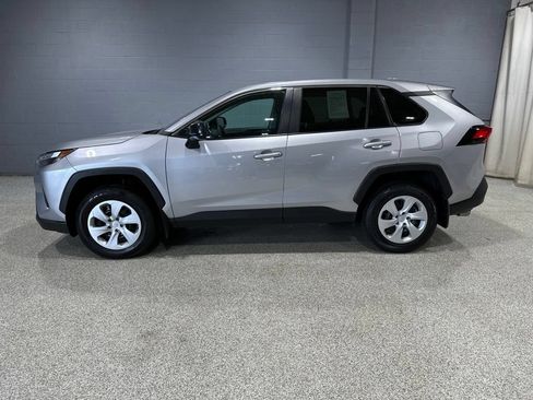 Certified 2024 Toyota RAV4 LE AWD/4WD image 5