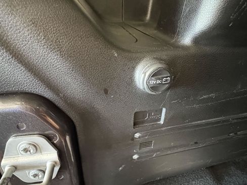 Used 2025 Jeep Wrangler Unlimited Rubicon AWD/4WD image 18