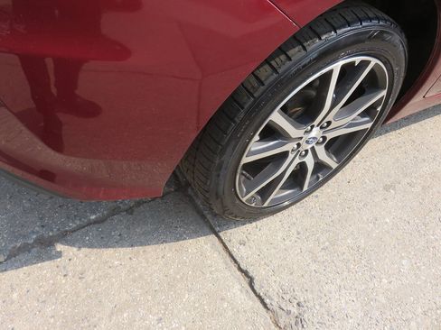 Used 2017 Subaru Impreza 2.0i Limited AWD/4WD image 38