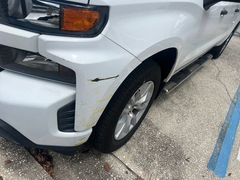 Used 2020 Chevrolet Silverado 1500 Custom w/ Custom Value Package RWD image 2