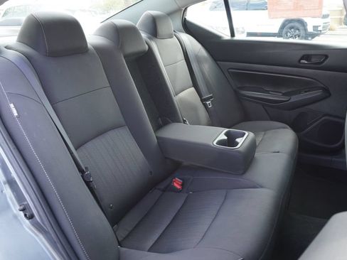 Certified 2025 Nissan Altima 2.5 SV FWD image 9