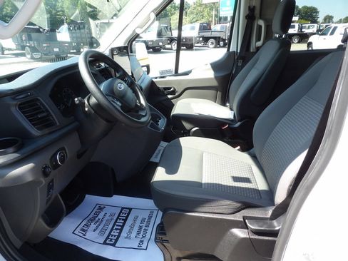 Used 2024 Ford Transit 350 XLT RWD image 17