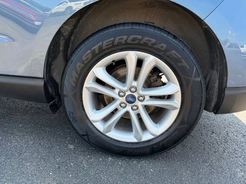 Used 2019 Ford Edge SEL w/ Equipment Group 201A AWD/4WD image 23