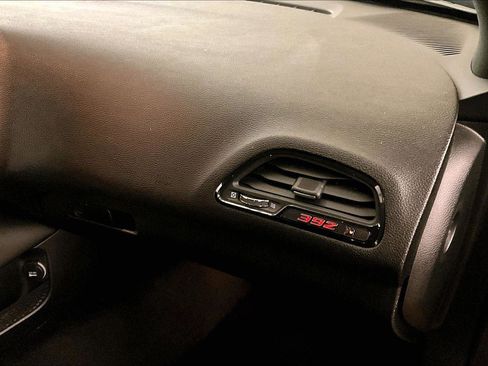 Used 2022 Dodge Challenger R/T Scat Pack w/ Dynamics Package image 15