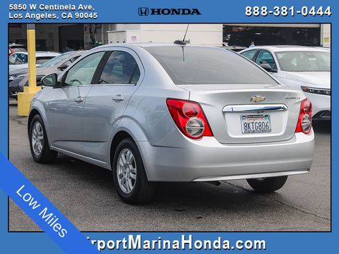 Used 2015 Chevrolet Sonic LT FWD image 8