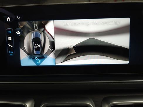 Used 2025 Mercedes-Benz GLE 450e 4MATIC image 18