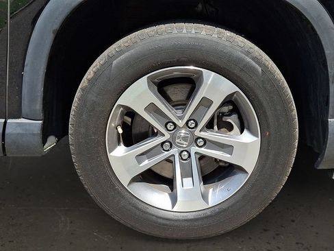 Certified 2024 Honda Pilot EX-L image 9