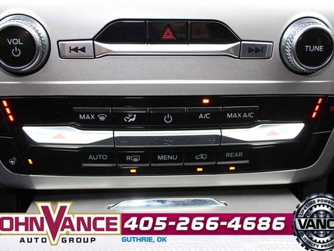 Used 2022 Ford Explorer XLT w/ Equipment Group 202A RWD image 37