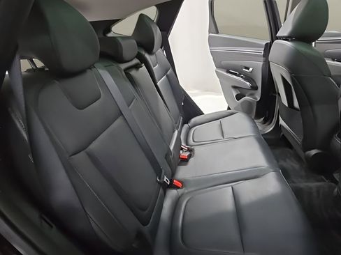 Certified 2024 Hyundai Tucson Limited image 18