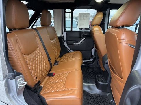 Used 2015 Jeep Wrangler Unlimited Sport w/ Quick Order Package 24S AWD/4WD image 31