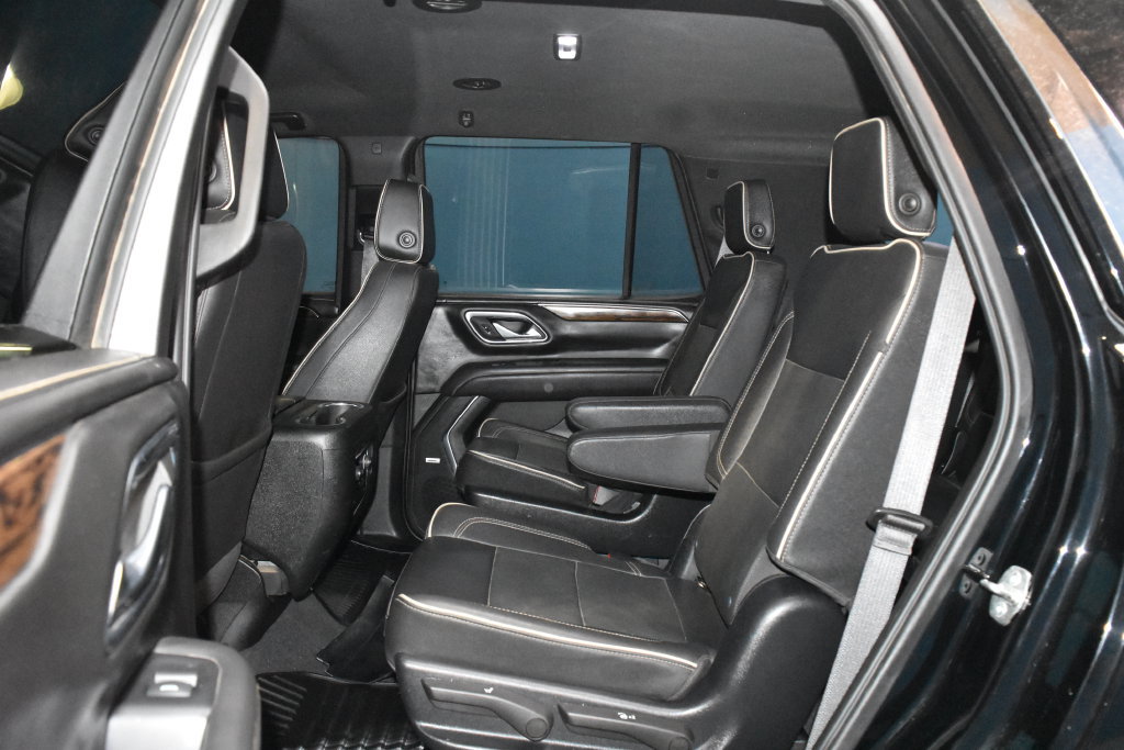 Used 2023 Chevrolet Tahoe Premier AWD/4WD image 20