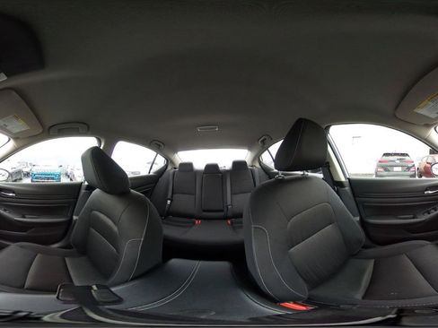 Used 2025 Nissan Altima 2.5 SV image 43