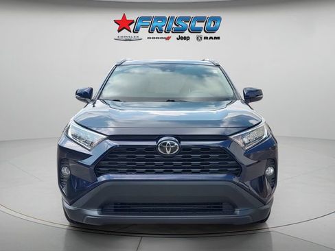 Used 2020 Toyota RAV4 XLE Premium FWD image 2