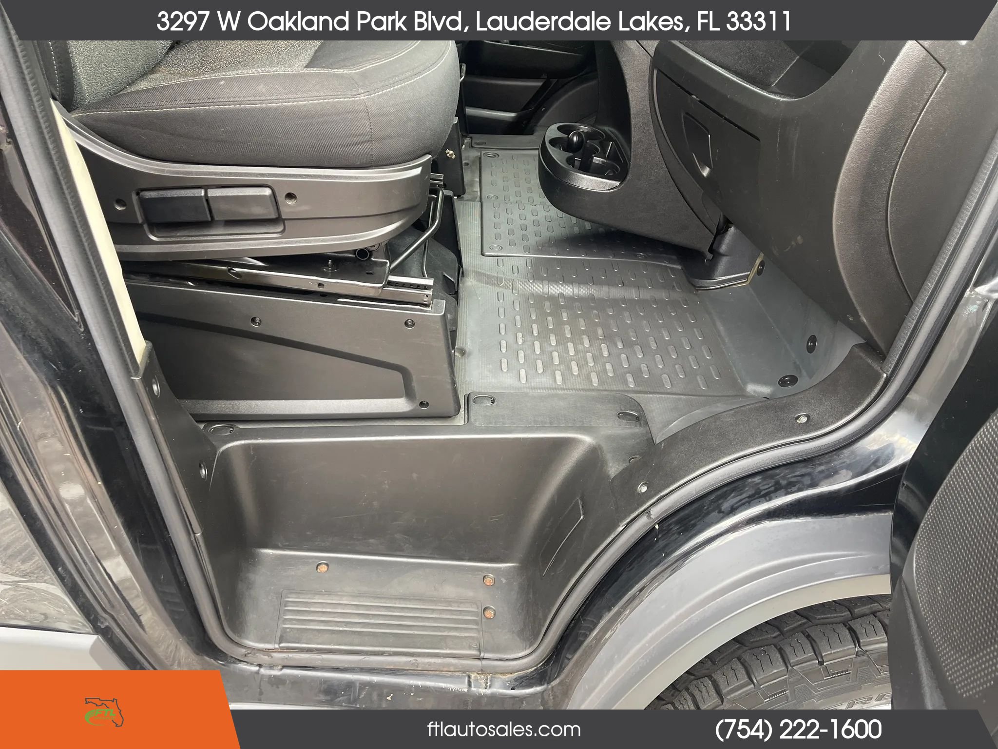 Used 2015 RAM ProMaster 3500 w/ Mopar Trailer Tow Group FWD image 33
