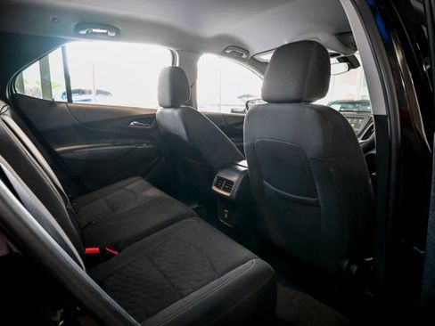 Used 2019 Chevrolet Equinox LT FWD image 21