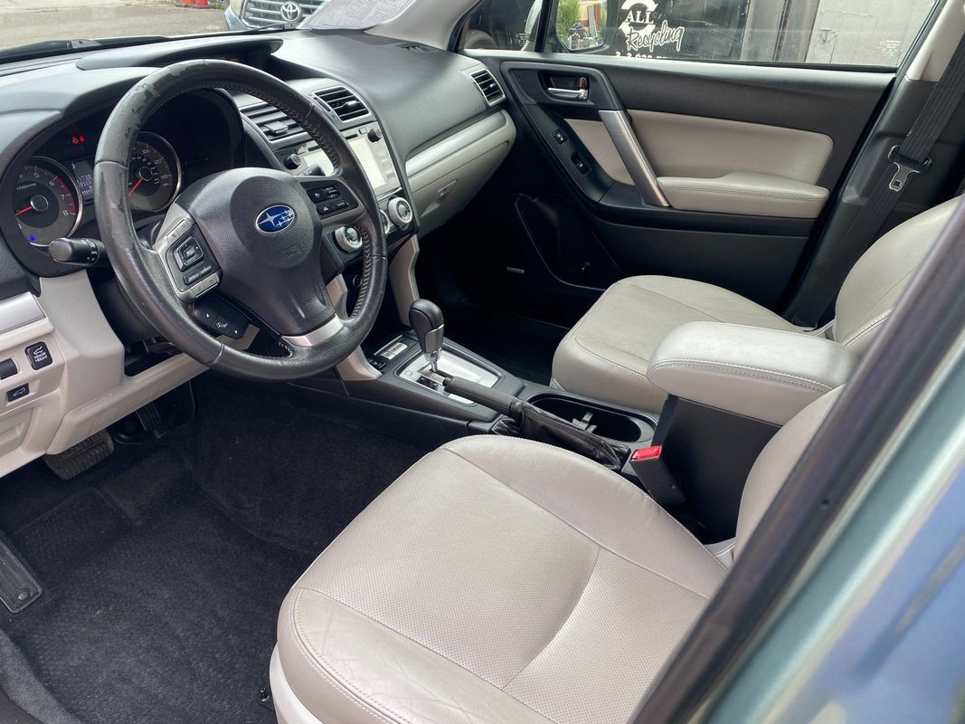 Used 2016 Subaru Forester 2.5i Limited AWD/4WD image 12