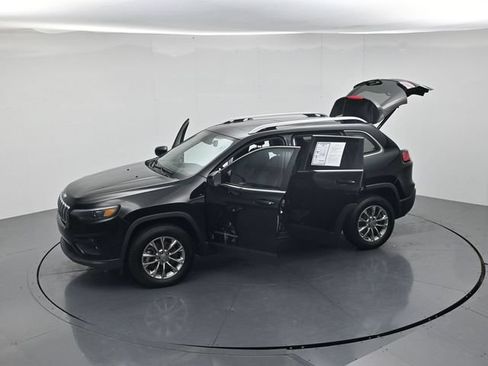 Used 2021 Jeep Cherokee Latitude Lux w/ Sun & Sound Group AWD/4WD image 48