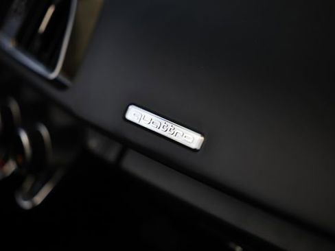Used 2020 Audi R8 V10 w/ Carbon Exterior Package AWD/4WD image 34