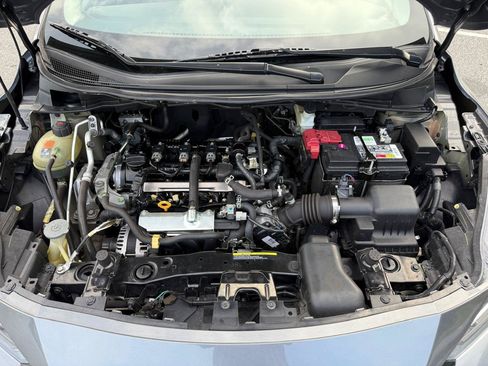 Used 2022 Nissan Versa S FWD image 18