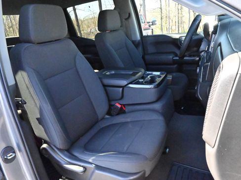 Used 2021 Chevrolet Silverado 1500 Custom Trail Boss image 16