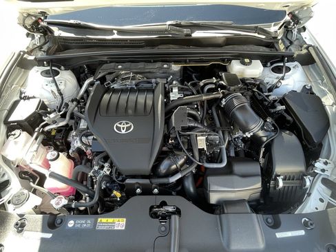 Used 2025 Toyota Crown Platinum image 28