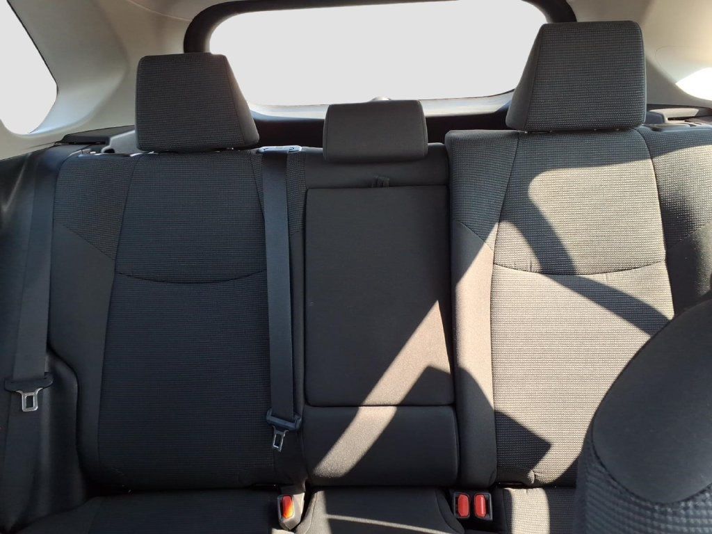 Used 2025 Toyota RAV4 LE FWD image 17