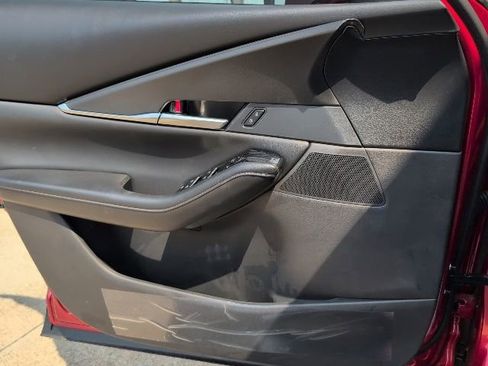 Used 2025 MAZDA CX-30 AWD 2.5 S w/ Preferred Package image 21