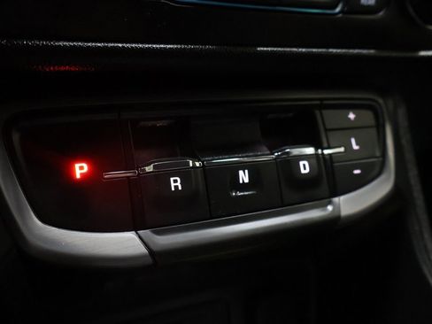 Used 2023 GMC Terrain AT4 image 24